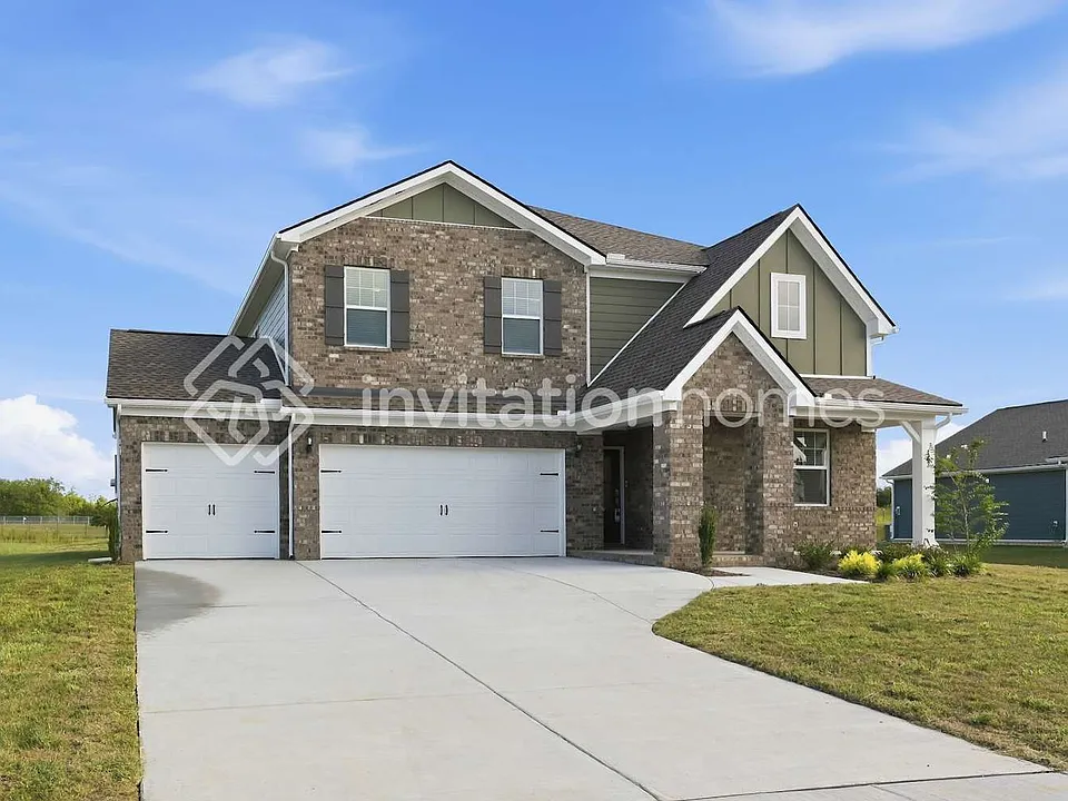 112 Longwood Dr