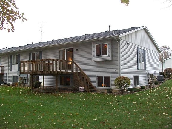 2nd image of 2878 Hidden View Dr SE #165