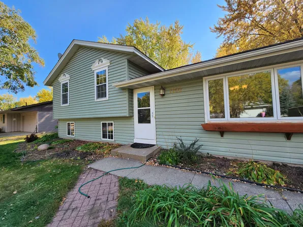 7202 146th St W, Apple Valley, MN 55124