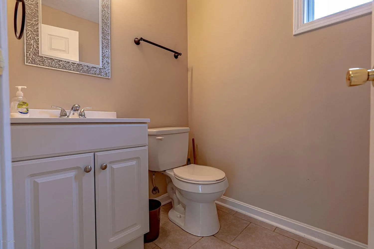 3 bed, 1.5 bath, 1544 sqft, $1,650 — Photo 3