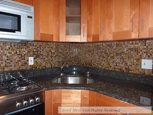 Rented by Bond New York | media 24