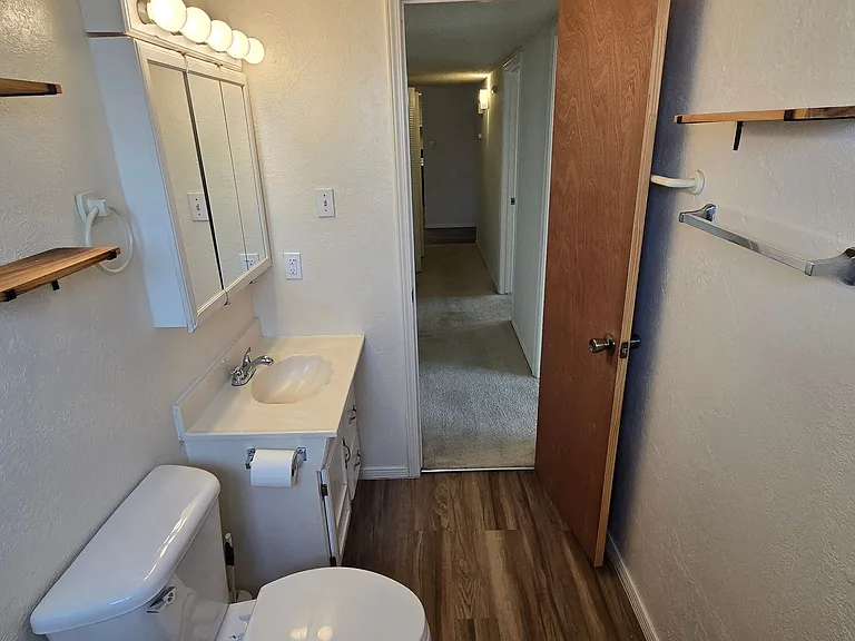 11317 Baja Dr NE — Photo 10