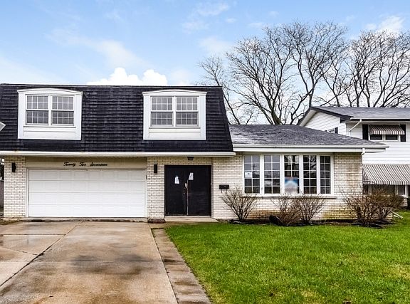 2nd image of 2217 Westwood Dr