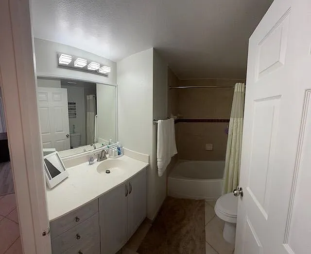 6400 Emerald Dunes Dr #301 — Photo 17