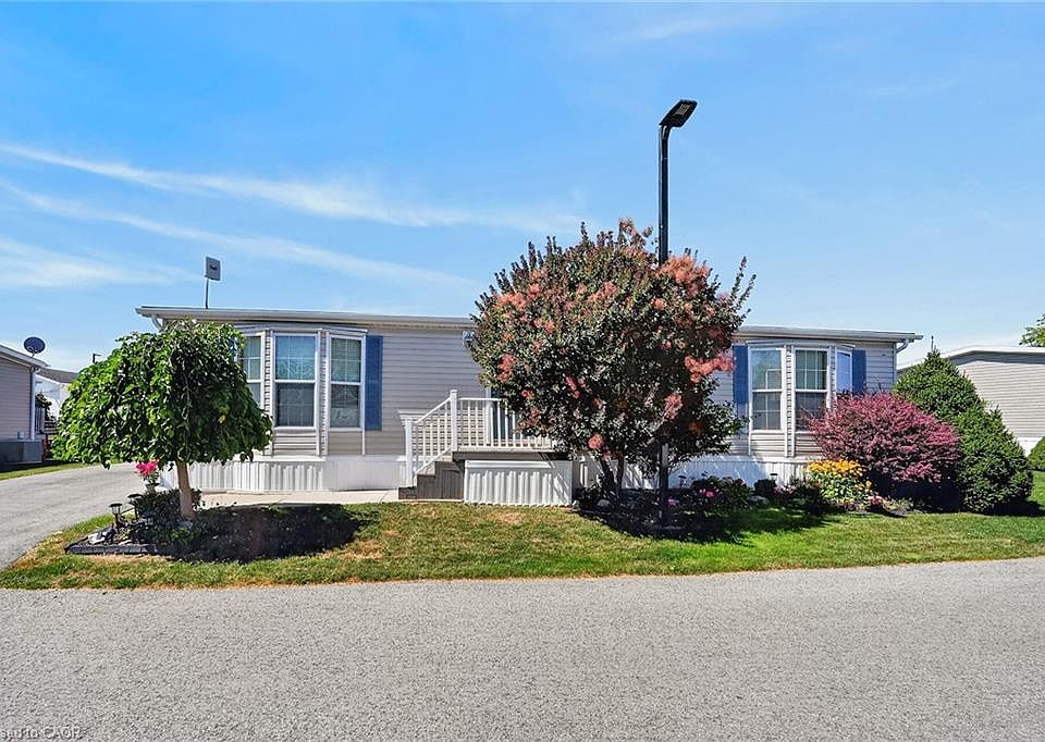 1st image of 3033 Townline Rd #393