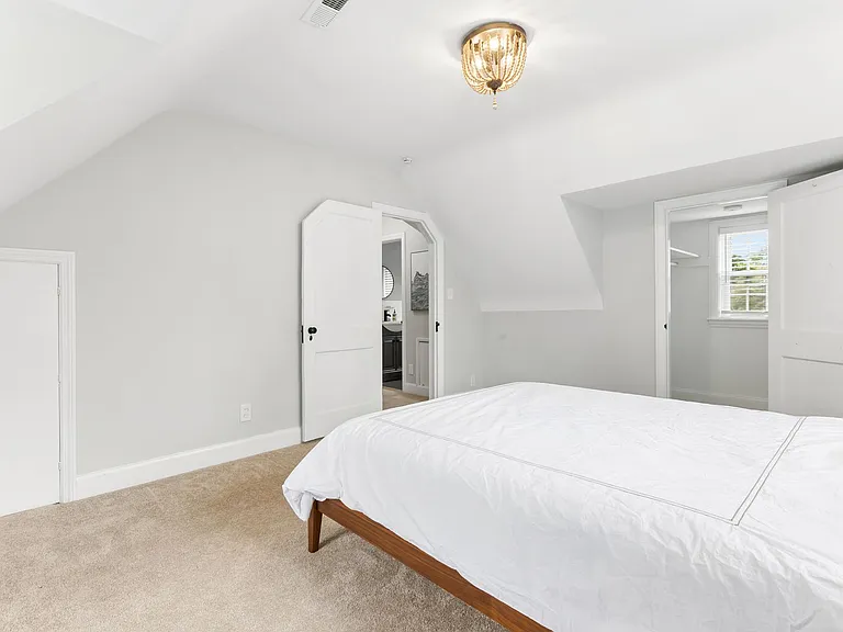 910 Baldwin Ave — Photo 31