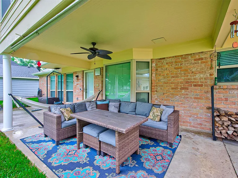 746 Stone Mountain Dr — Photo 47