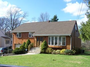 35 Northfield Ter, Clifton, NJ 07013