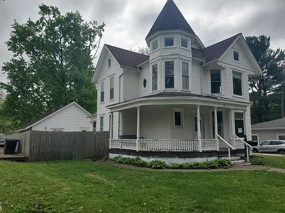 2nd image of 211 S West St