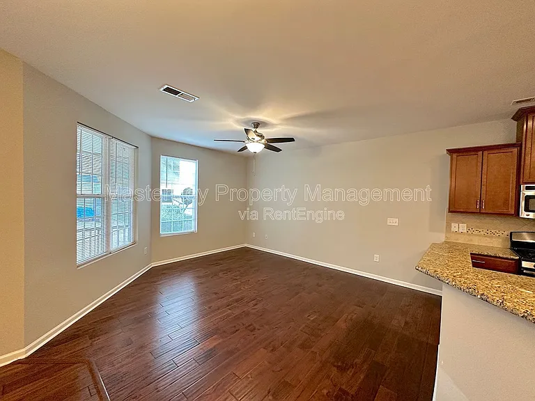 11 Daly Ct — Photo 3