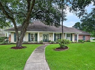 404 Northpark Blvd, Covington, LA 70433