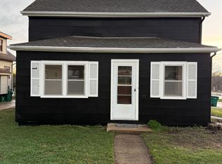 316 N 2nd St, Le Sueur, MN 56058