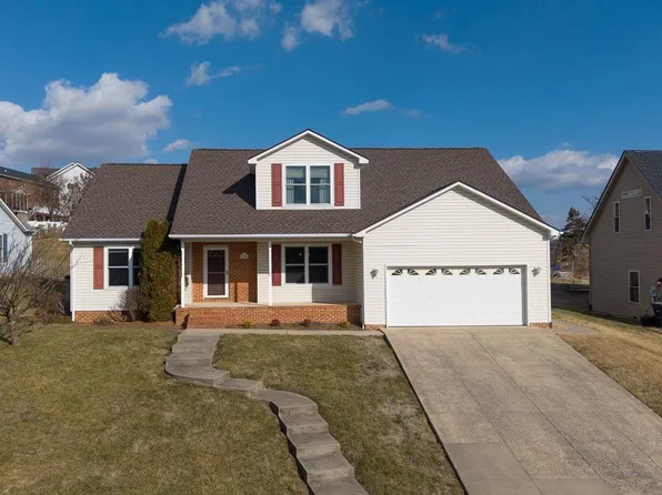 1840 Rhianon Ln, Harrisonburg, VA 22801