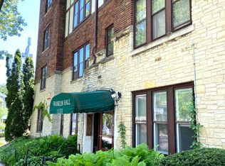 1133 E Pleasant St APT 1, Milwaukee, WI 53202