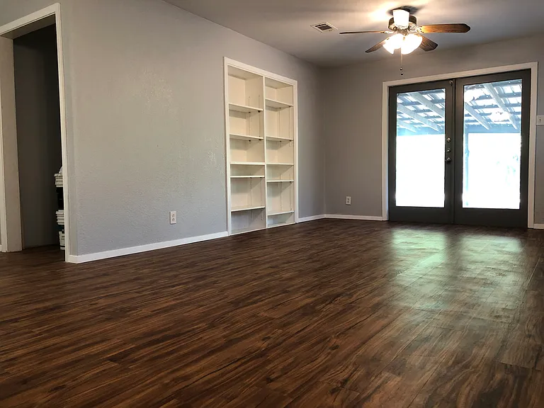 5407 Westminster Dr — Photo 7