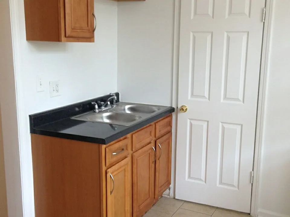 8001 S Marshfield