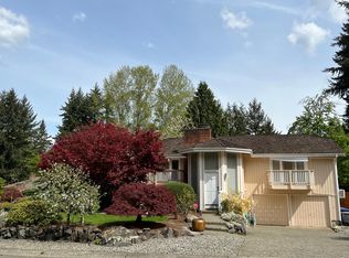 2118 130th Pl SE, Bellevue, WA 98005