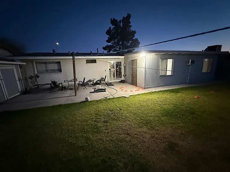 8328 W Montecito Ave — Photo 6