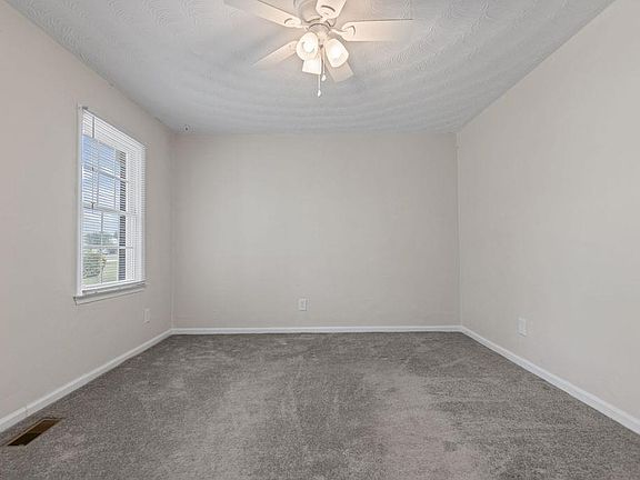 5th image of 681 Willeyton Rd