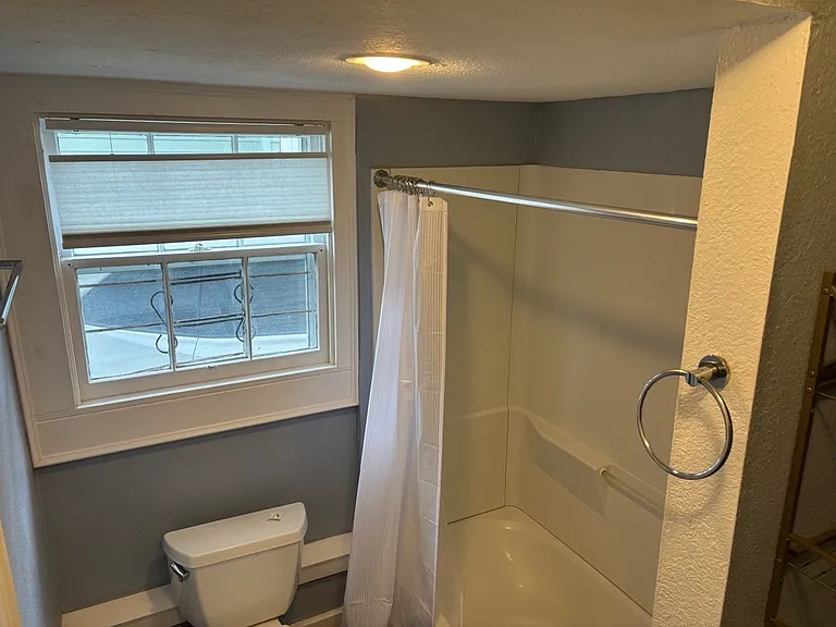 217 S Murat St #B — Photo 11