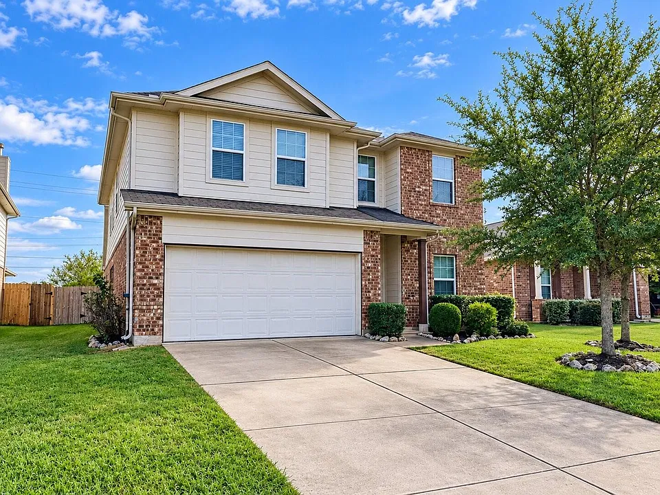 11009 Groveshire Dr