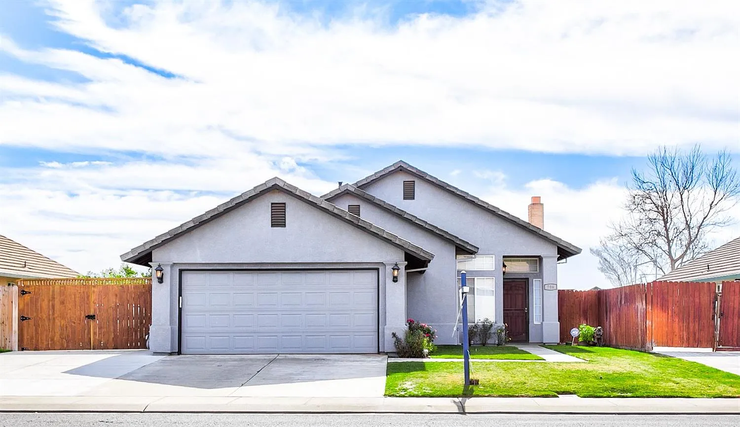 706 Mission Ridge Dr photo 1