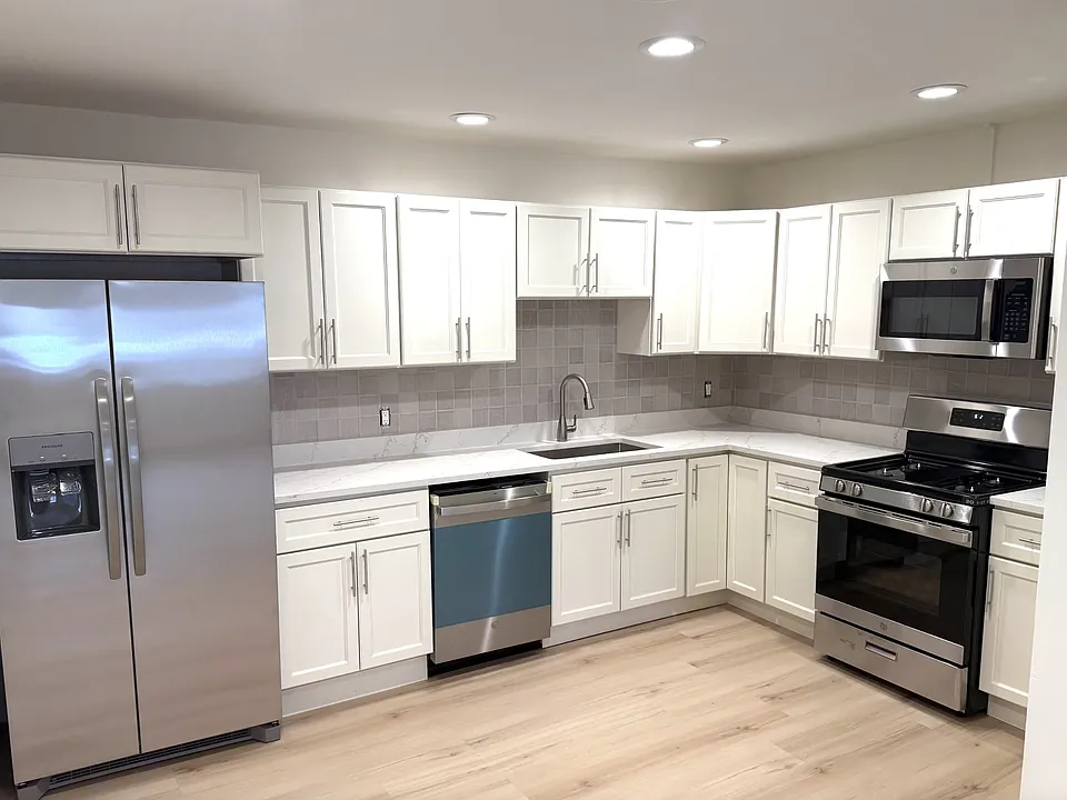 Beautiful Remodeled Kitchen