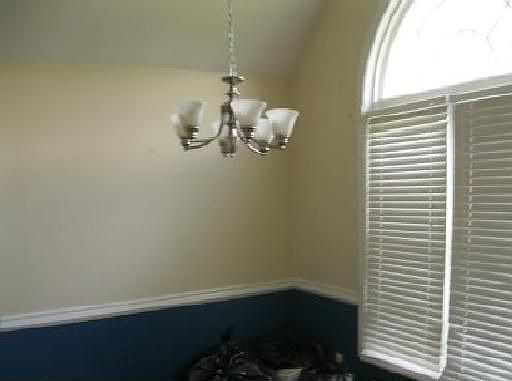 5th image of 1022 Harbor Cir
