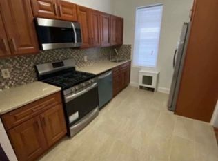 528 82nd St #3, Brooklyn, NY 11209