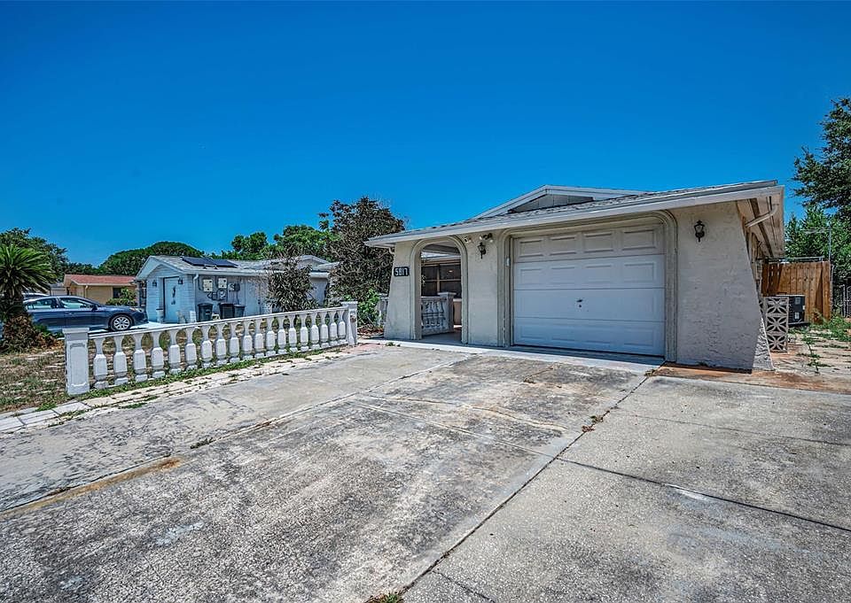 1st image of 5817 10TH AVENUE