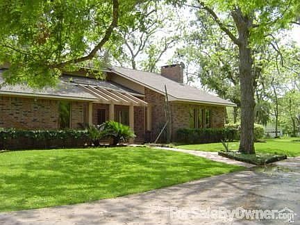 1st image of 6111 Old Oak Cir