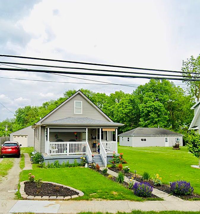 2nd image of 1026 Harshman Ave