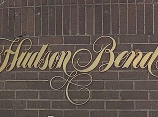 279 Sugarberry Cir, Houston, TX 77024