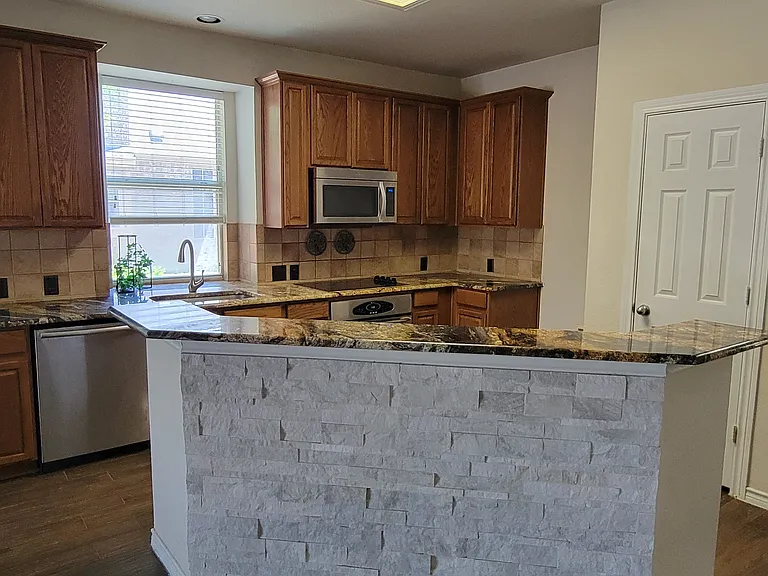 11744 Creekwood Dr — Photo 9