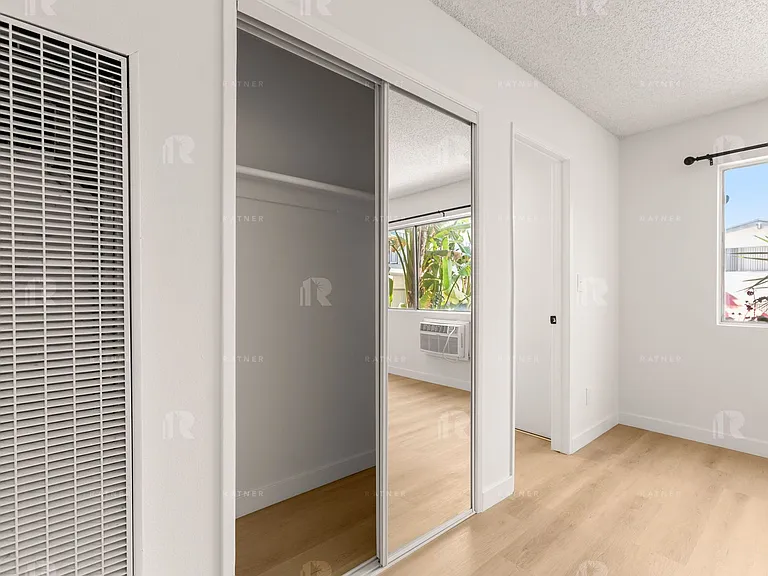 (AN/TI/YO:B) 5424 Corteen Place — Photo 14