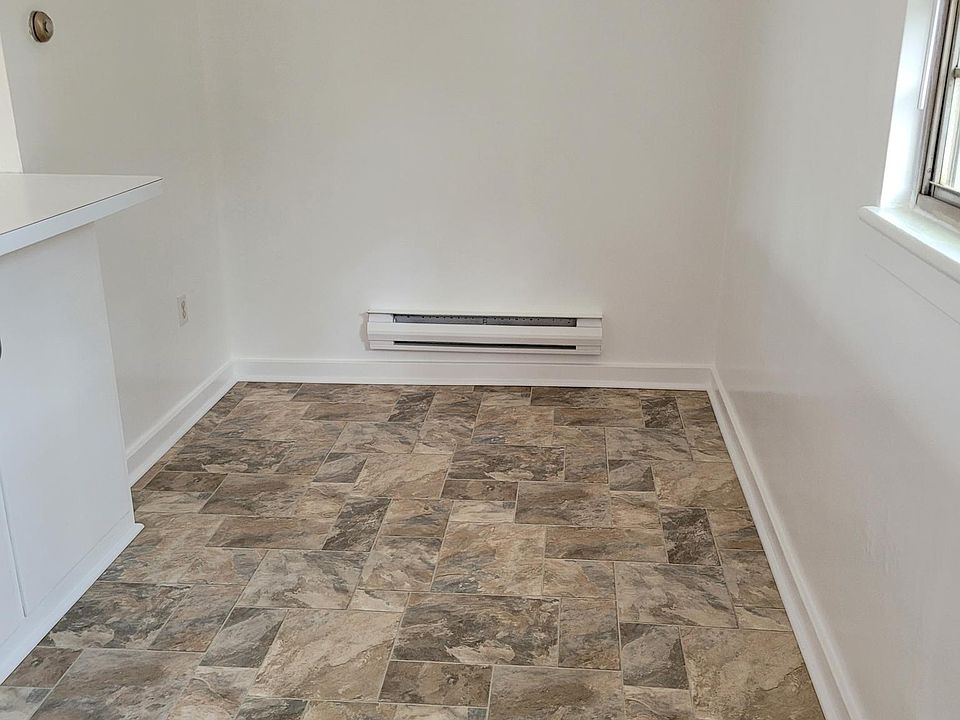Extension from kitchen. Eat-in area