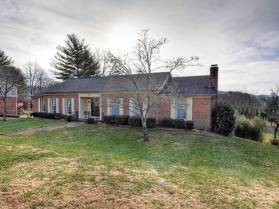 2nd image of 111 Countryshire Ct