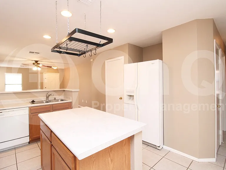3694 E Jasper Dr — Photo 5