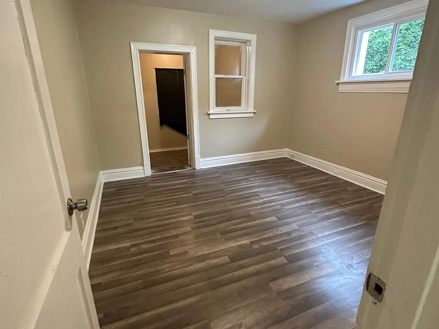 2 bed, 900 sqft, $925 — Photo 3