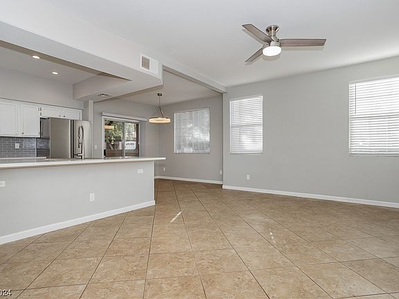5th image of 1404 Seward St Unit 103