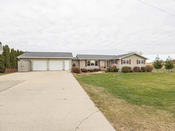 386 St. Rose Road, Cuba City, WI 53807