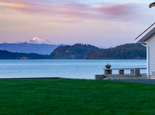 853 Shorecrest Dr, Oak Harbor, WA 98277