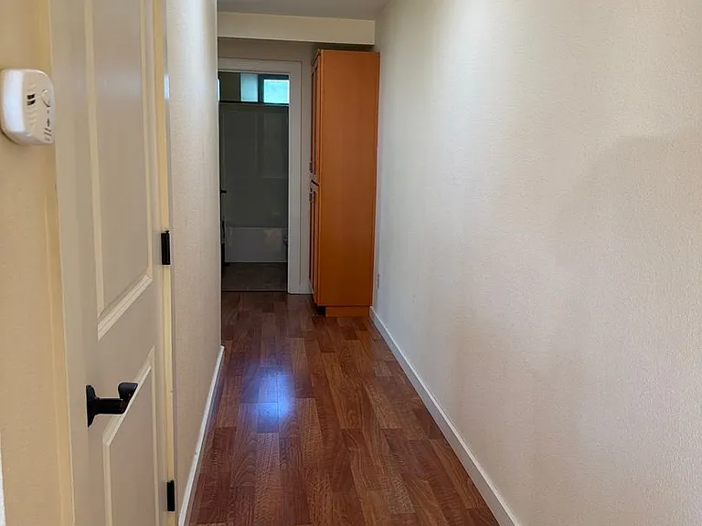 565 H St — Photo 15