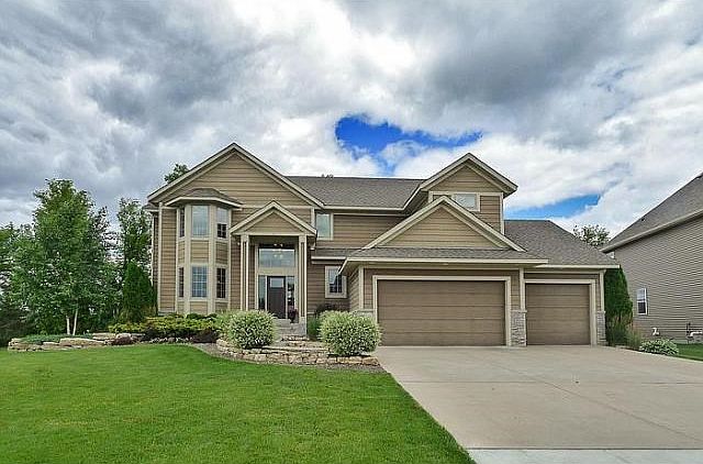 1st image of 10780 Knollwood Ln