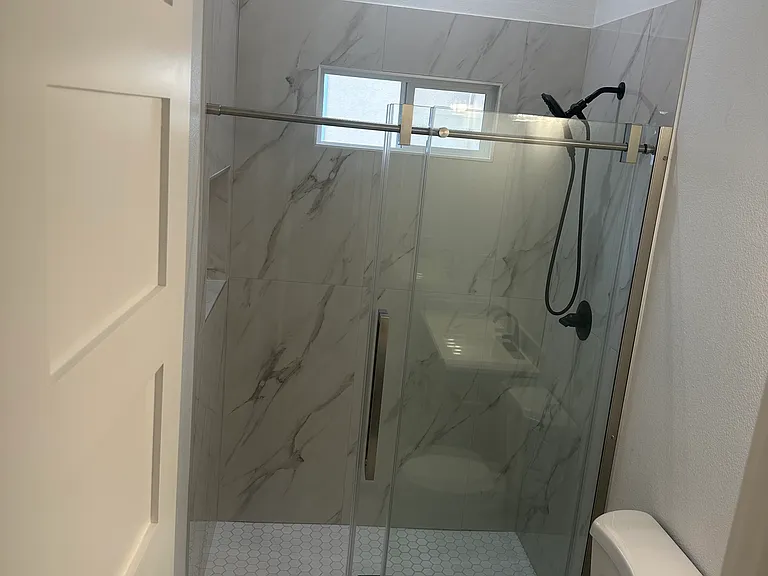 2715 Grafton Ave — Photo 12