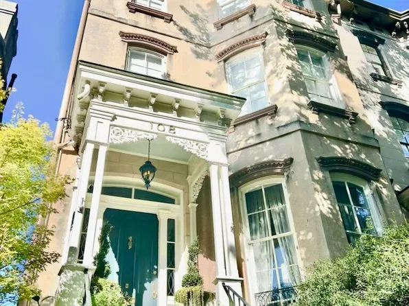 108 E Gaston St, Savannah, GA 31401