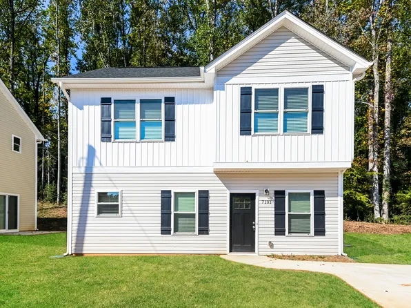 7101 Plott Rd, Charlotte, NC 28215