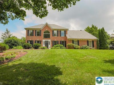 4484 Woodlawn Dr, Emmaus, PA, 18049