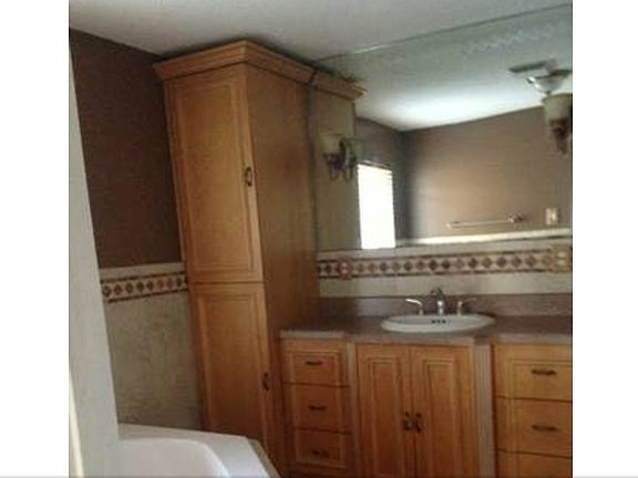 5th image of 5807 N Farragut Dr