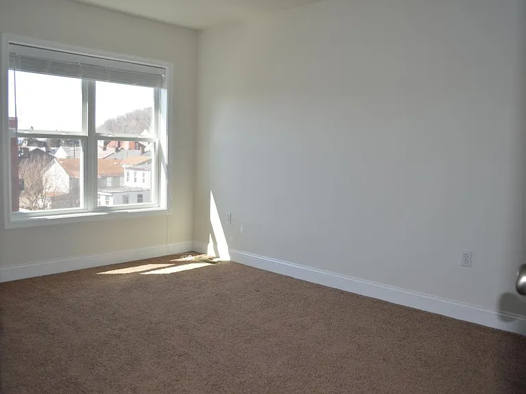 1503 Federal St — Photo 11